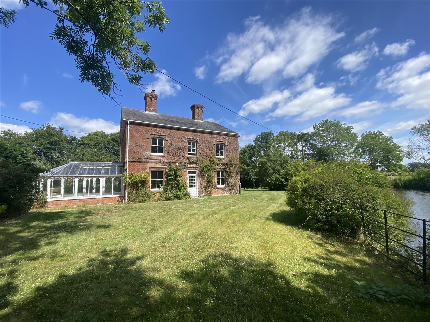 Yoxford property photo